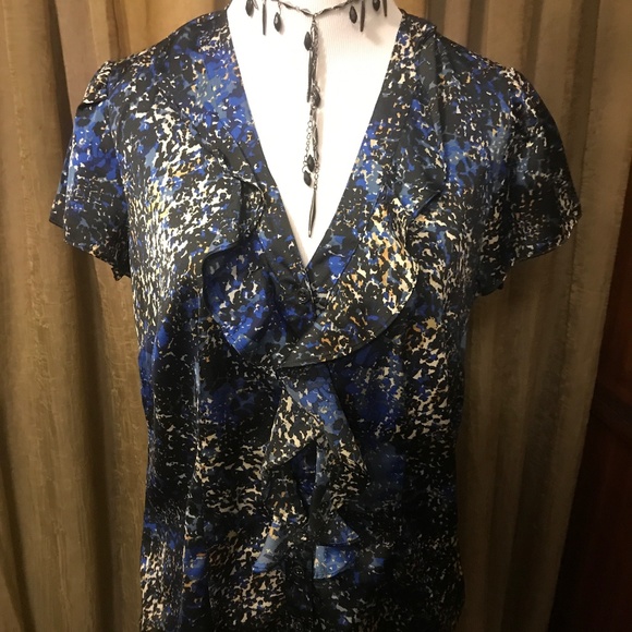 Ann Taylor Tops - 💥Ann Taylor Blouse💥